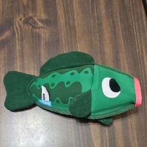 Bark Green Fish Pet Toy